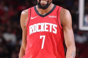 半场：父子连得12分！湖人63:52火箭 老詹八村各16分 杜兰特缺阵