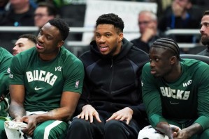 bob半岛体育官方入口-Shams：字母哥目标是三兄弟一起登场 创NBA历史！